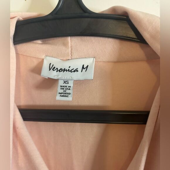 Veronica M Dusty Pink Draped Surplice Top size xs NWOT - Picture 4 of 5